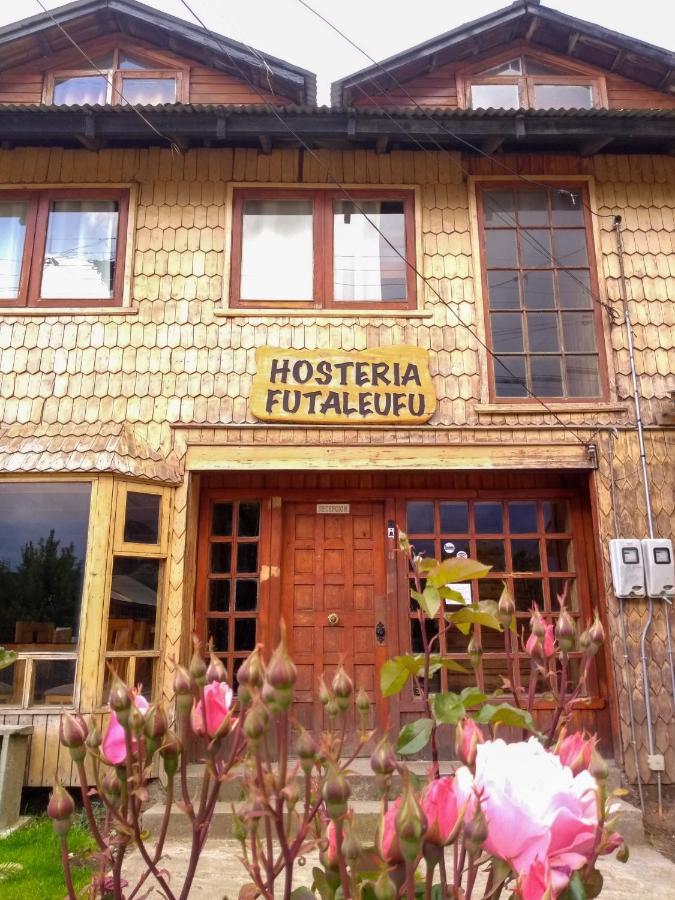 Hosteria Futaleufu Villa ภายนอก รูปภาพ